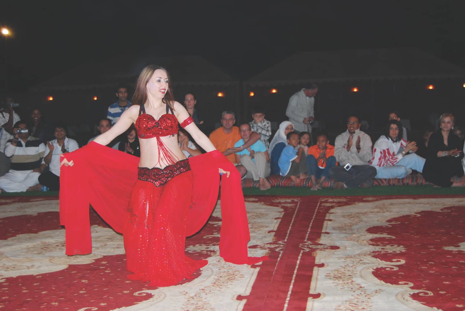 belly traditional dance on boat cruise trip in dubai